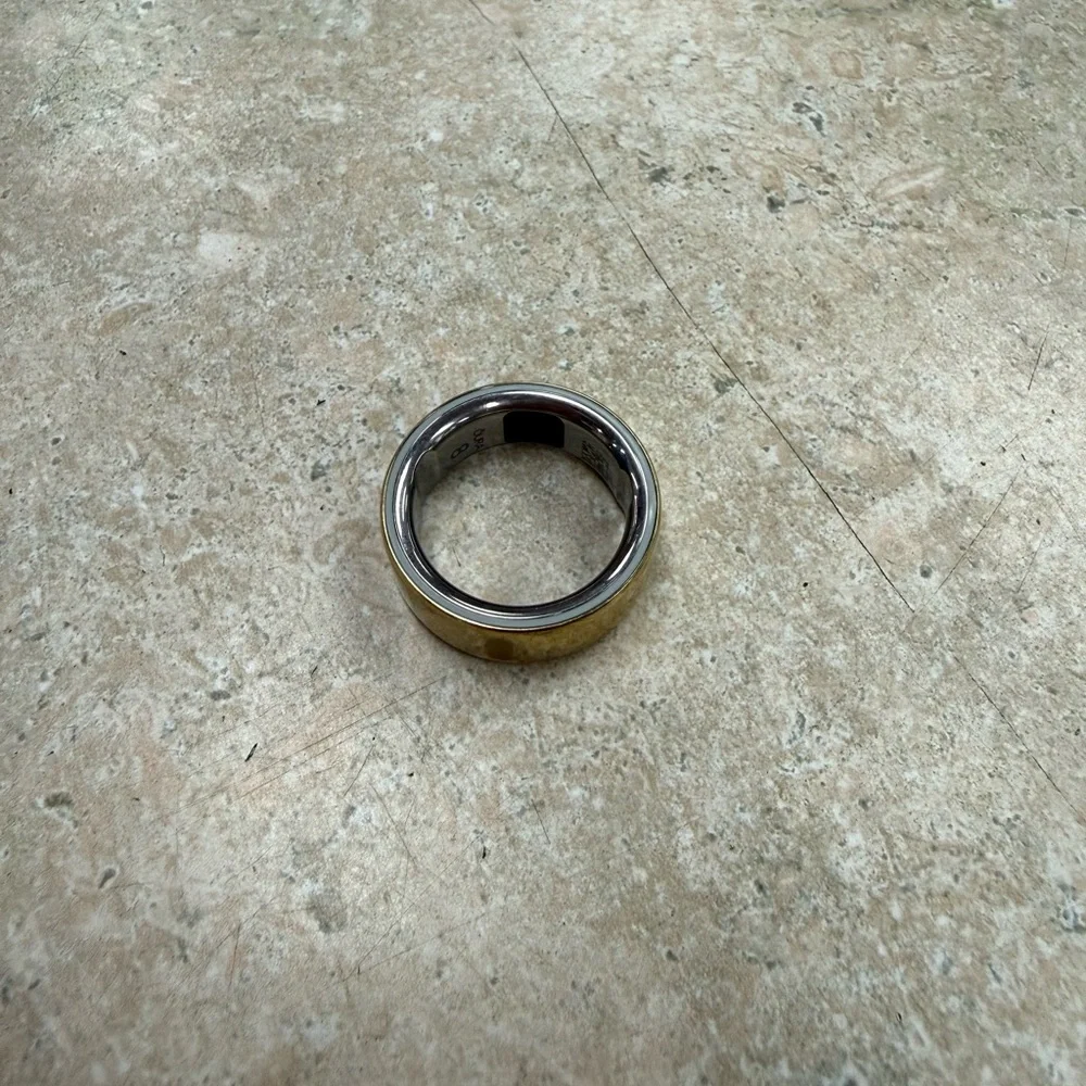 Oura Gold Band Ring with charger included